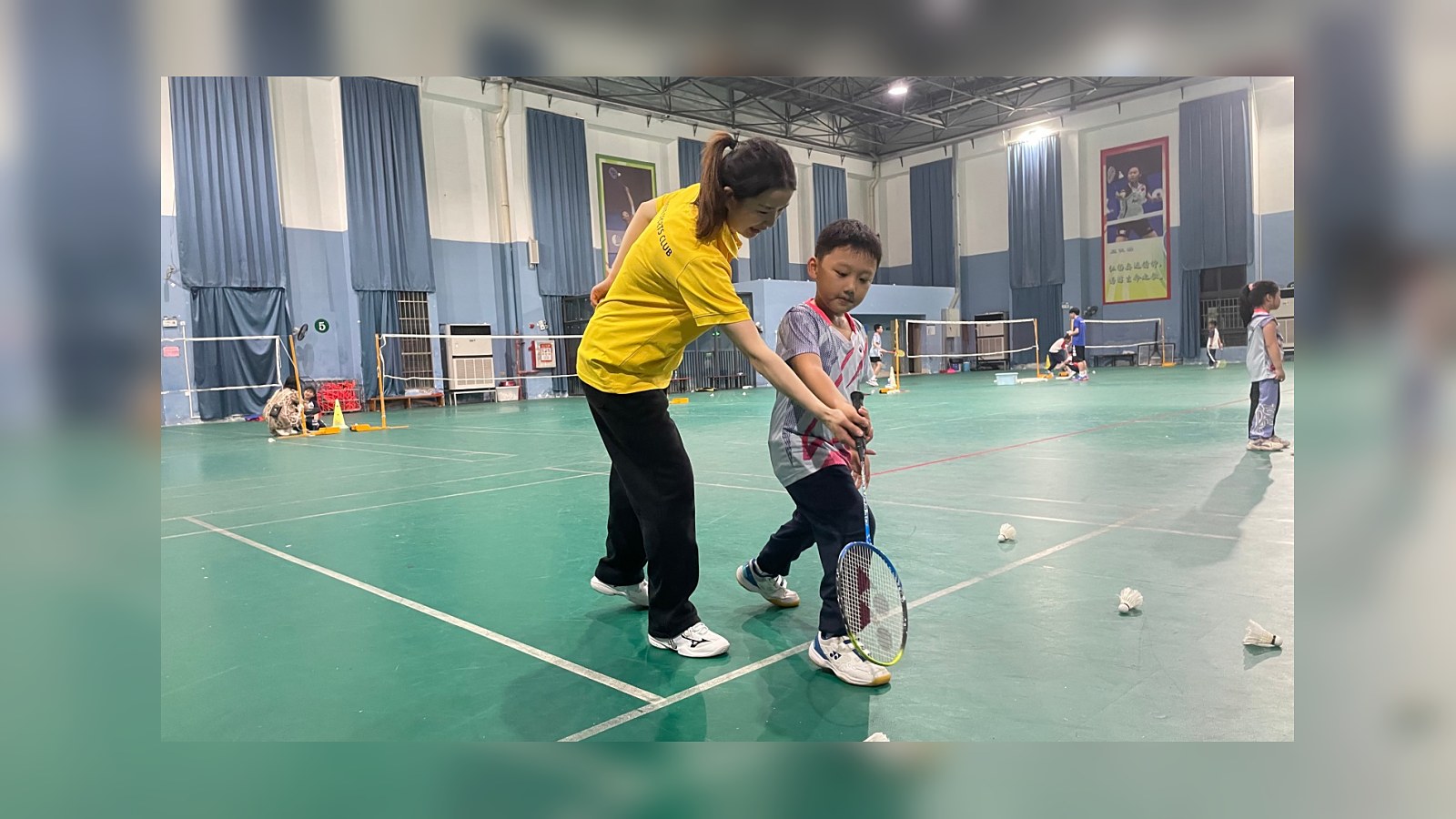 乐动羽毛球俱乐部教练指导